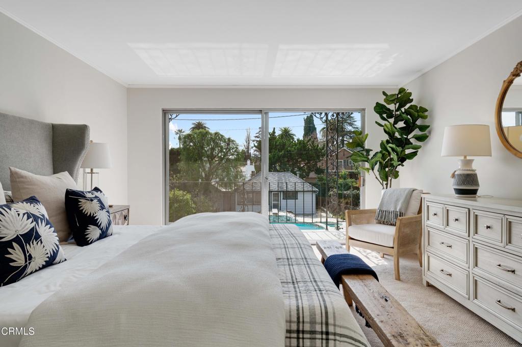 2441 S Oak Knoll Avenue