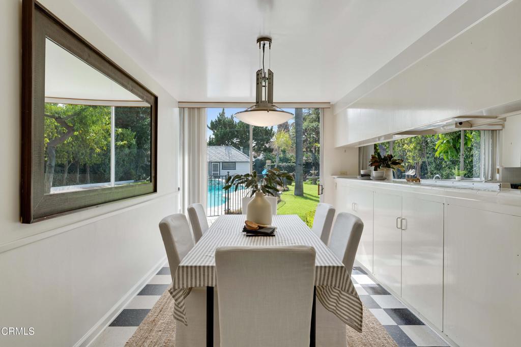 2441 S Oak Knoll Avenue