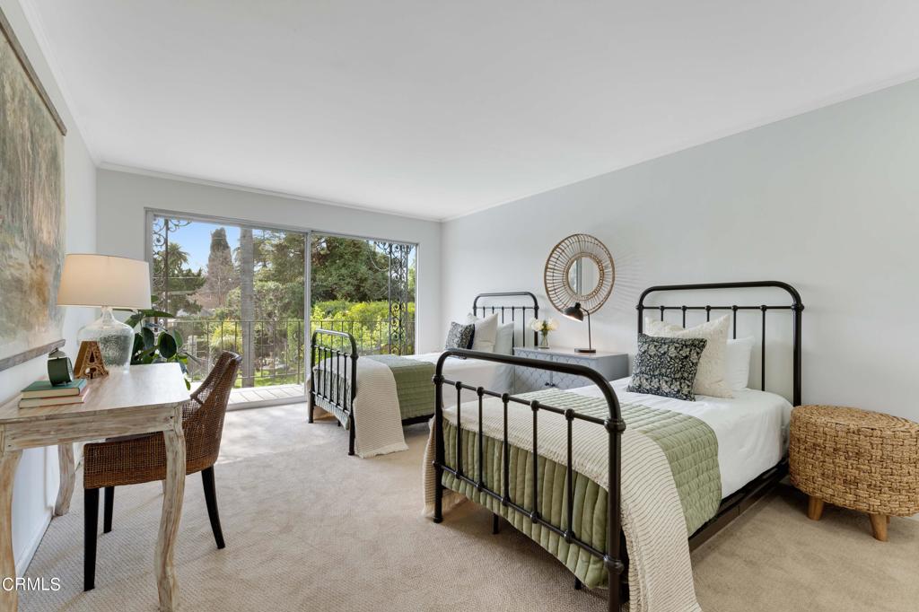 2441 S Oak Knoll Avenue