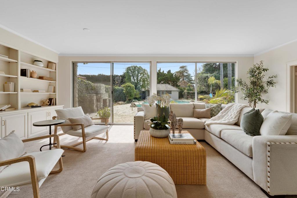 2441 S Oak Knoll Avenue