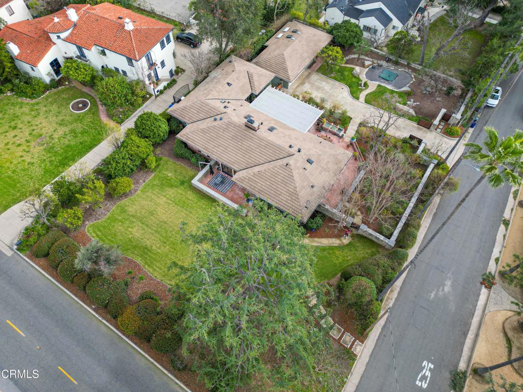 1752 E Altadena Drive