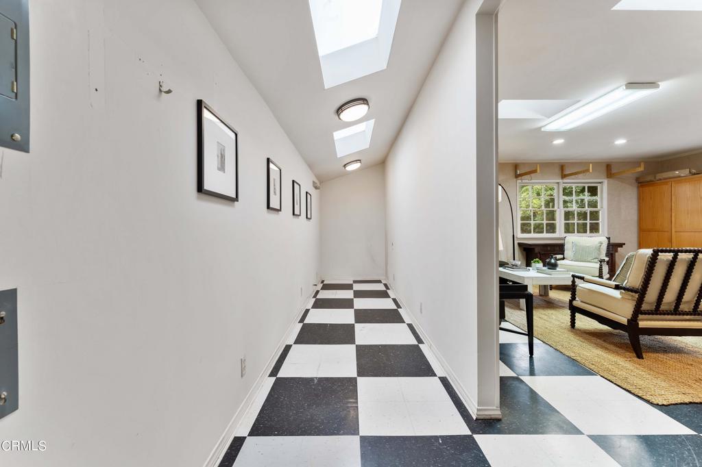 1752 E Altadena Drive