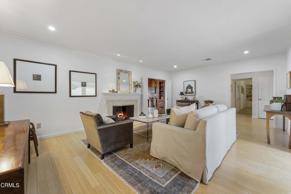 1752 E Altadena Drive