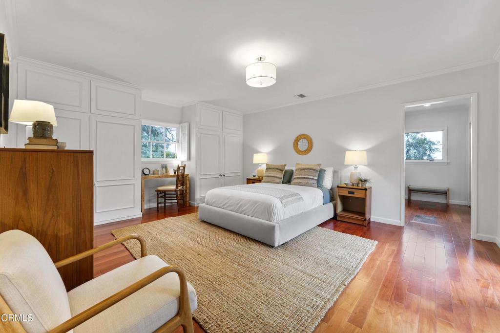 1752 E Altadena Drive