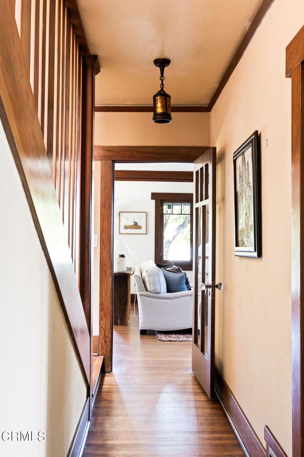 1125 E Mariposa Street