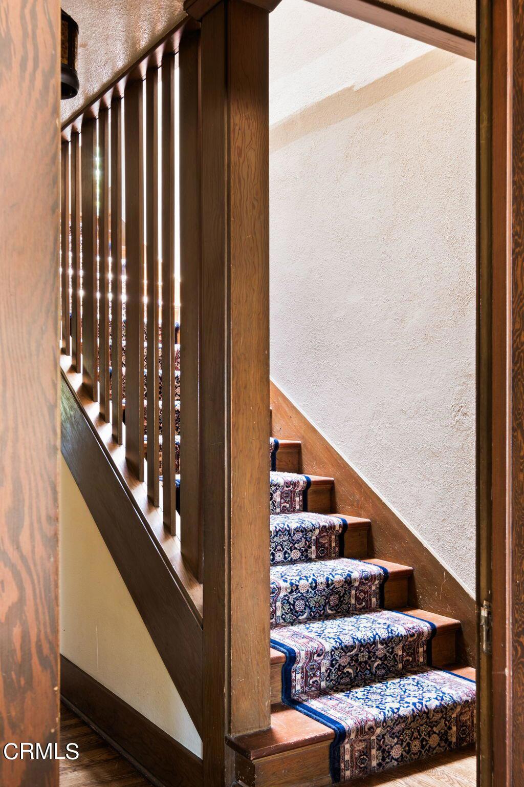 1125 E Mariposa Street