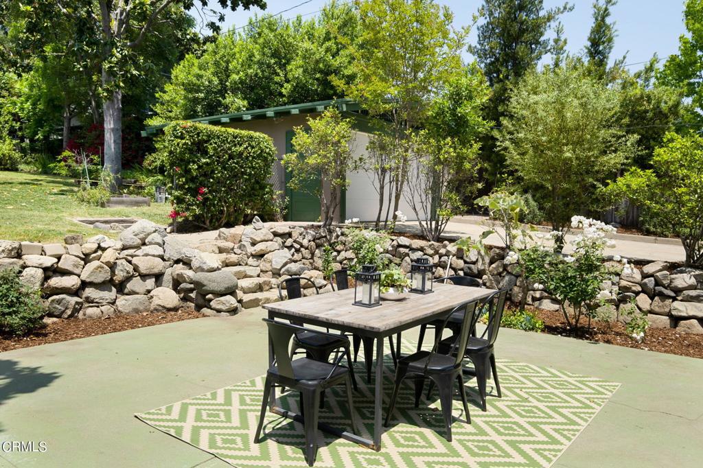 1125 E Mariposa Street