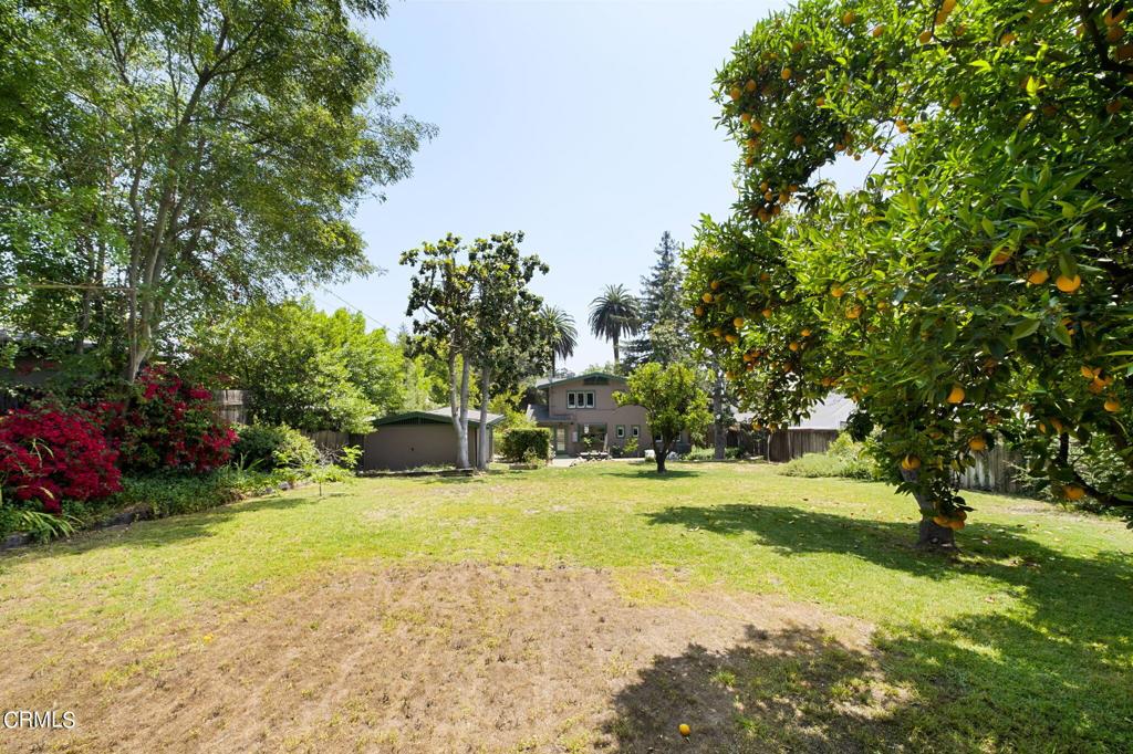 1125 E Mariposa Street