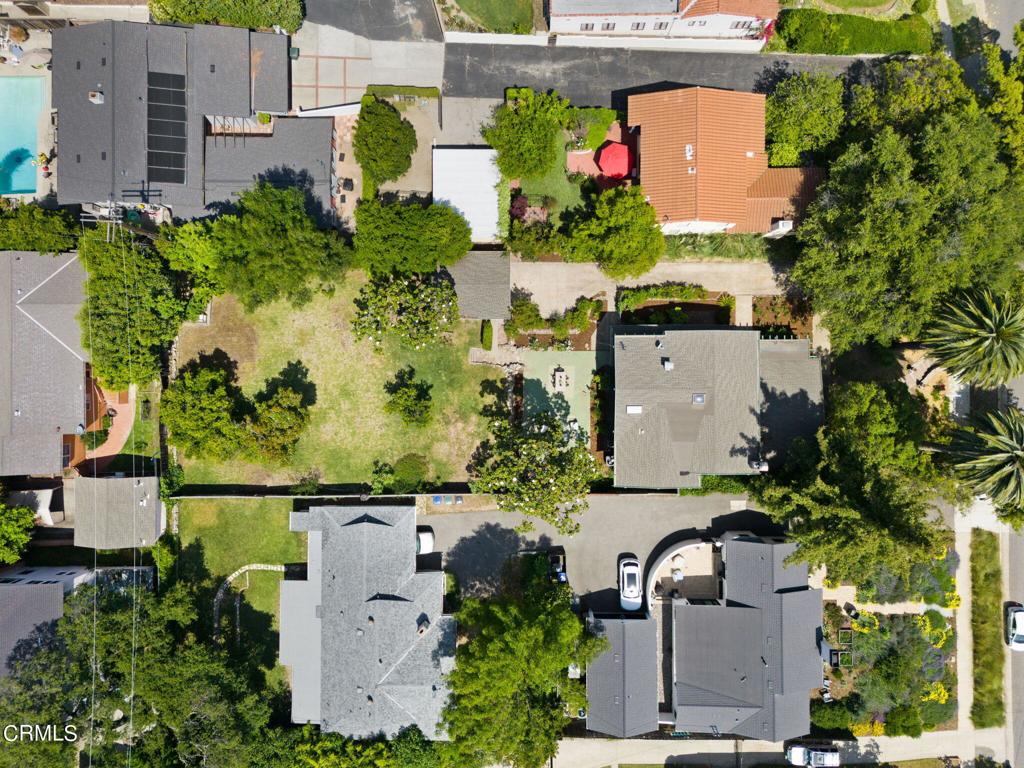 1125 E Mariposa Street