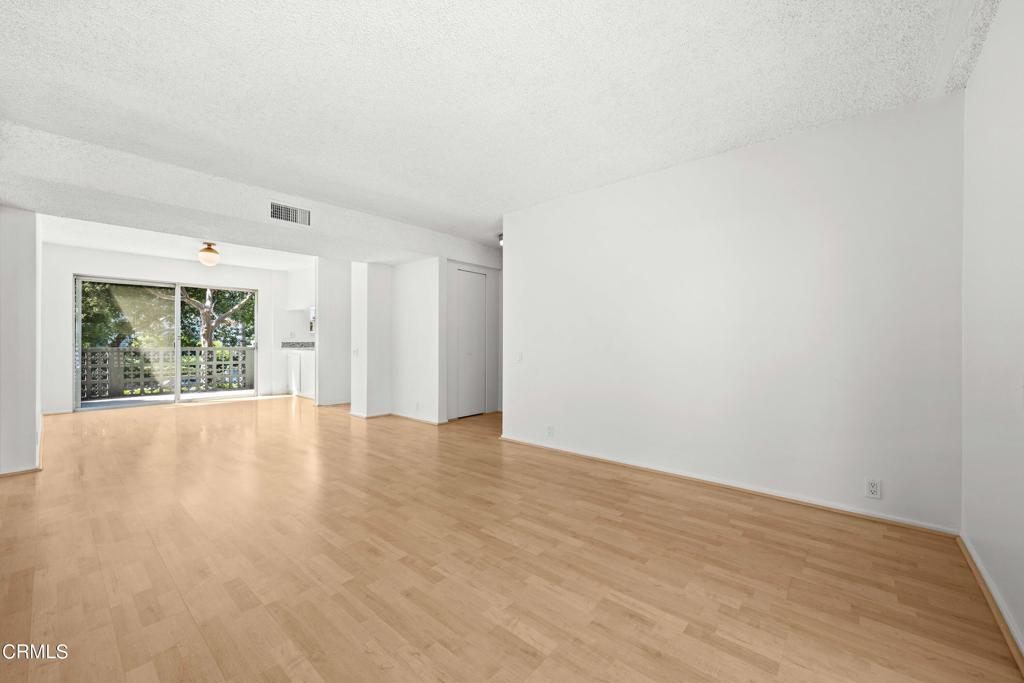 1520 Spruce Street 7