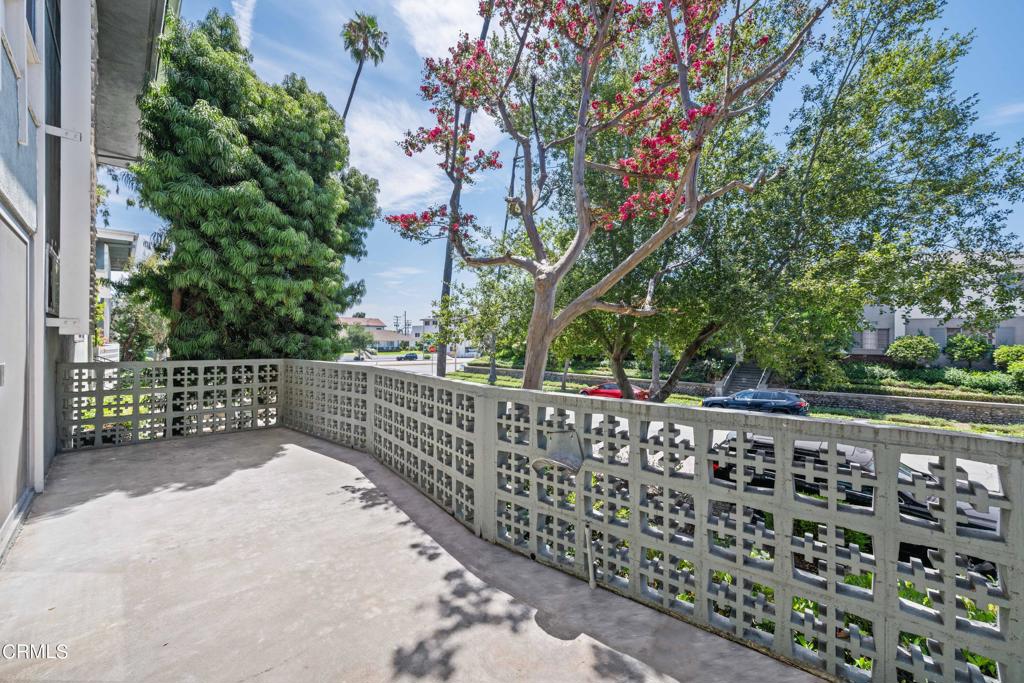 1520 Spruce Street 7