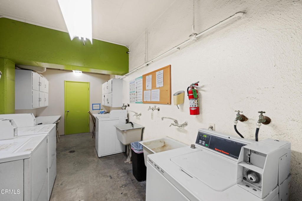 1520 Spruce Street 7