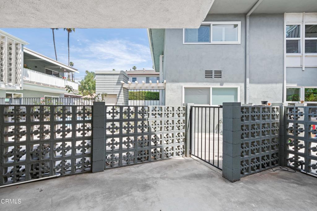 1520 Spruce Street 7