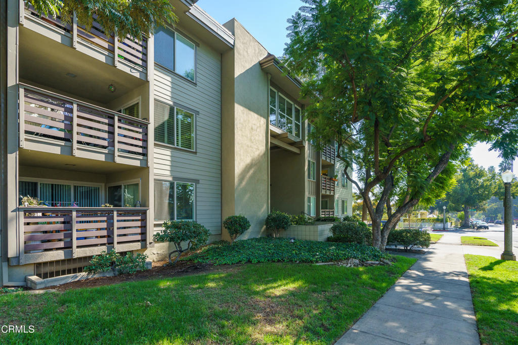 1700 Mission Street 12