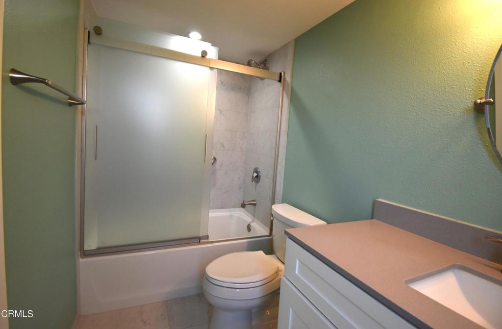 1700 Mission Street 12