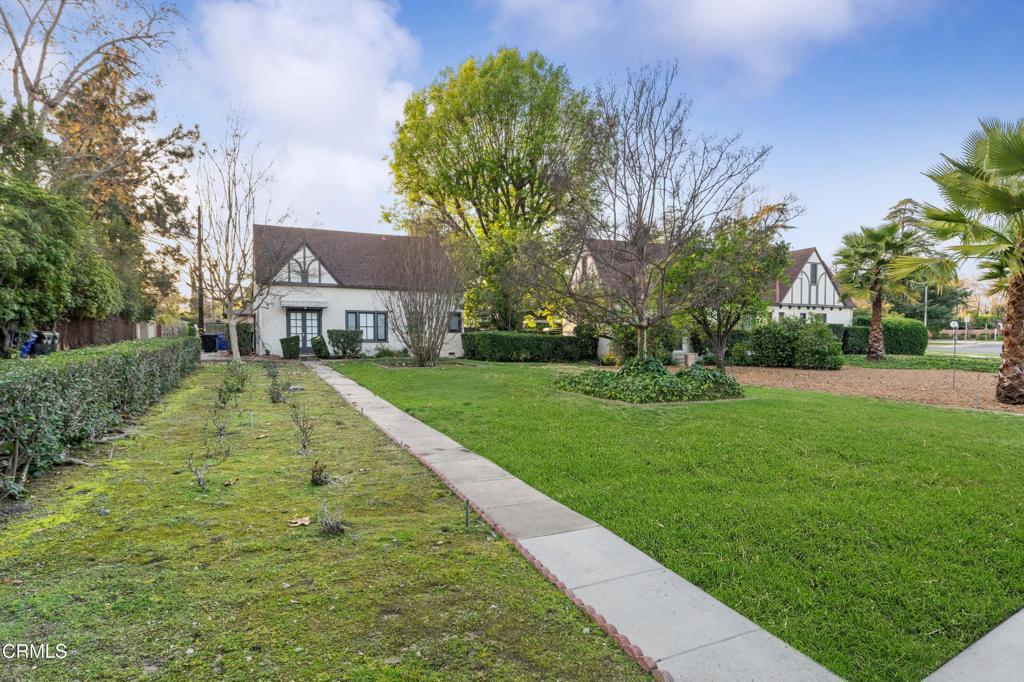 3864 E California Boulevard