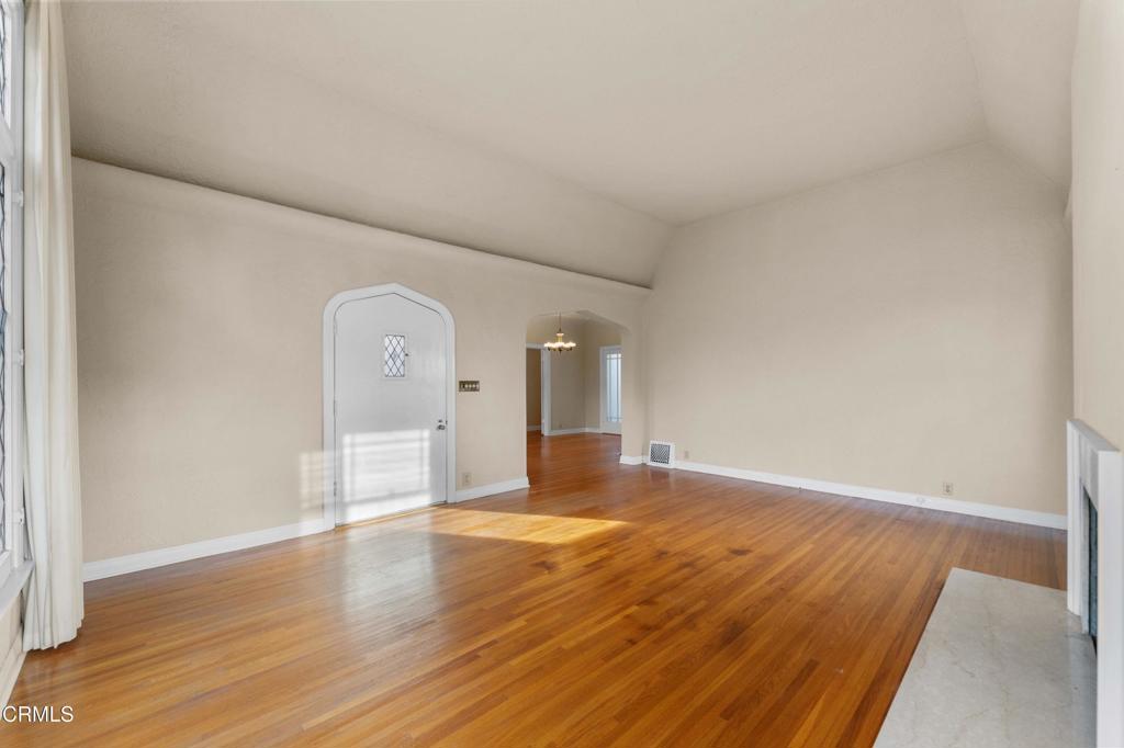 3864 E California Boulevard