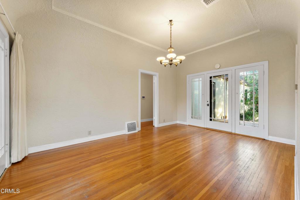 3864 E California Boulevard