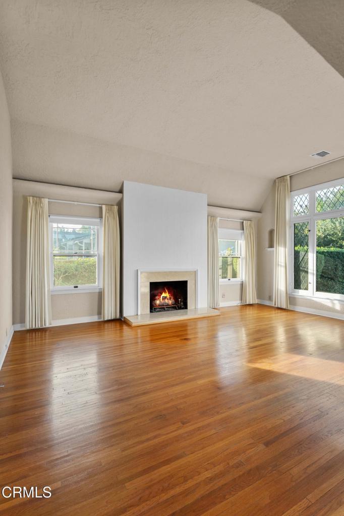 3864 E California Boulevard