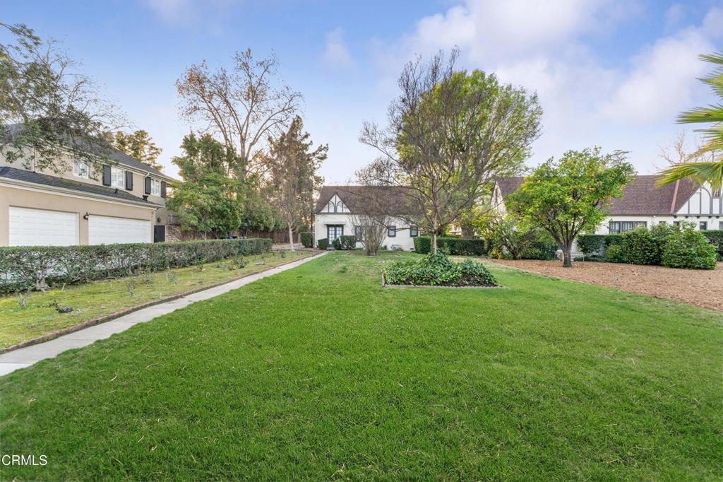 3864 E California Boulevard