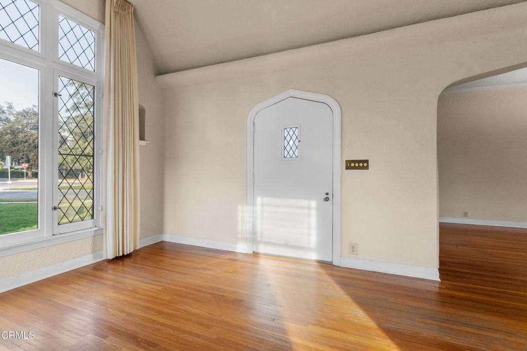 3864 E California Boulevard