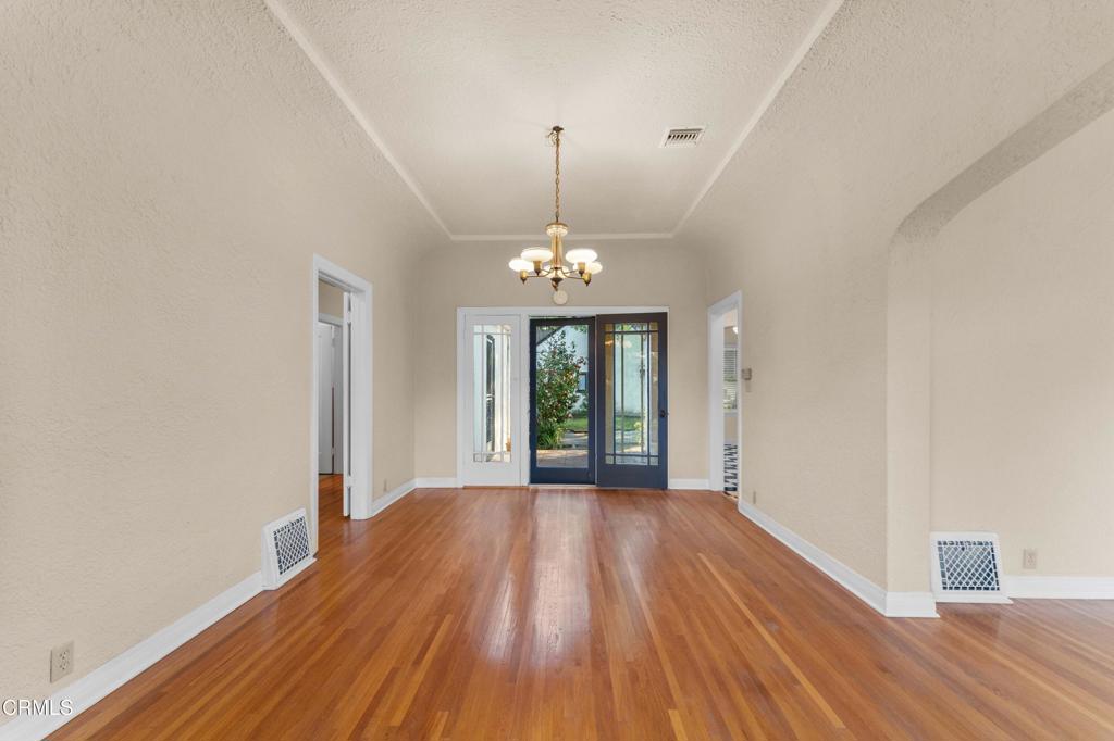 3864 E California Boulevard