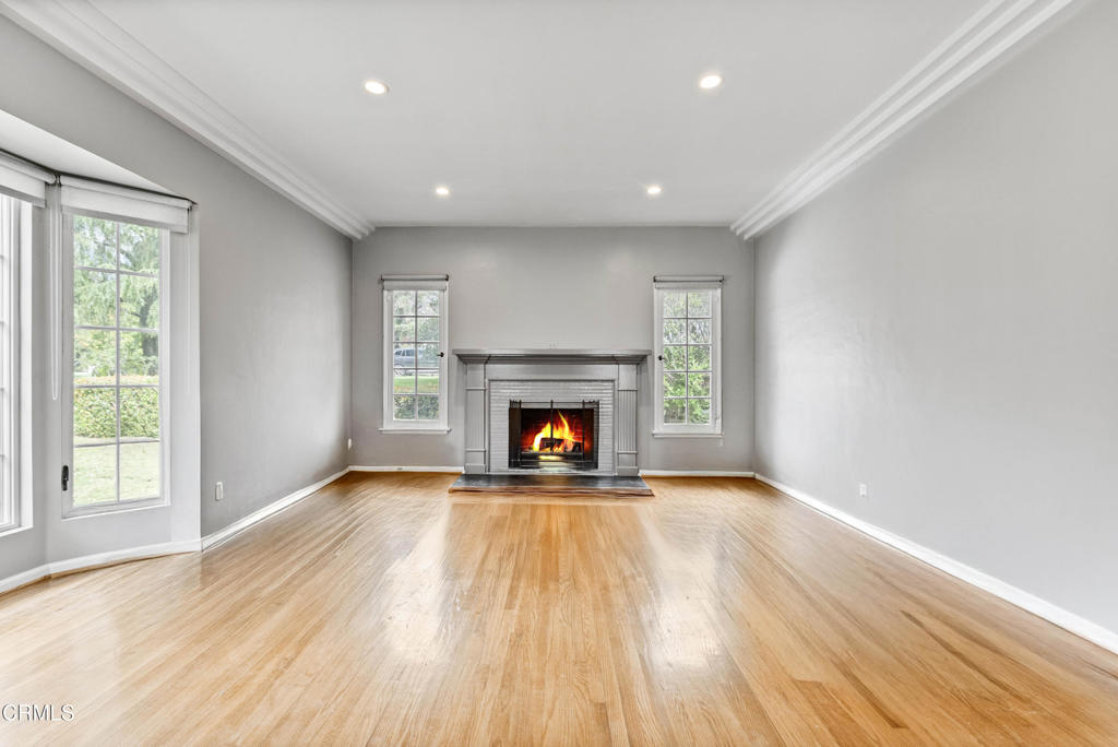 4602 Alta Canyada Road