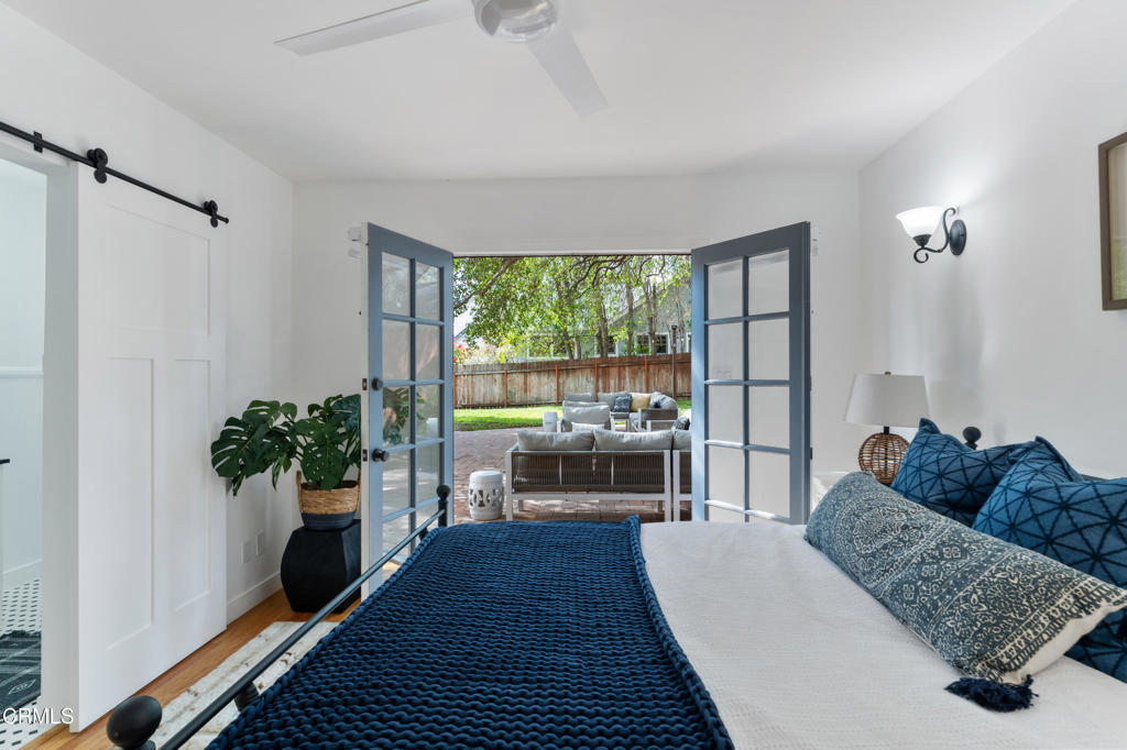 1575 N Holliston Avenue