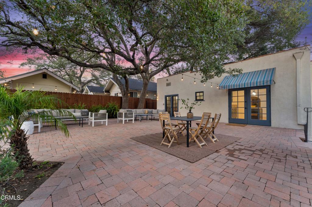 1575 N Holliston Avenue