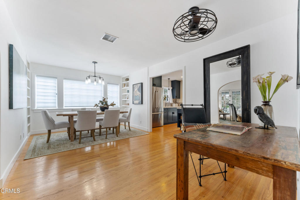 1575 N Holliston Avenue