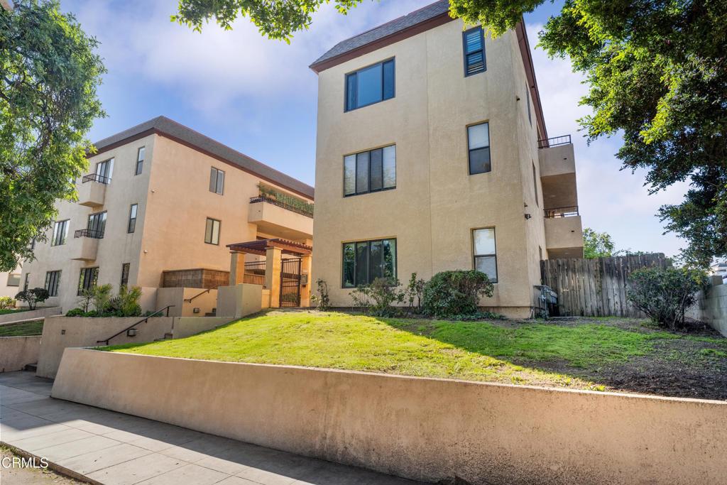 121 S Wilson Avenue 102