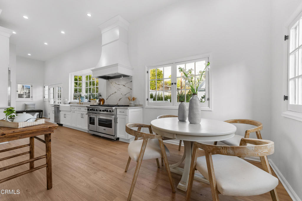 1300 N Holliston Avenue