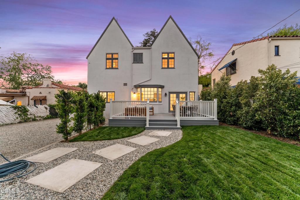 1300 N Holliston Avenue