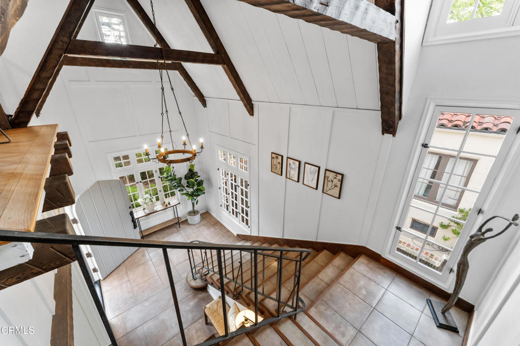 1300 N Holliston Avenue