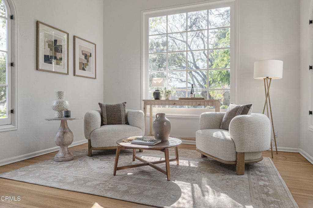 1300 N Holliston Avenue