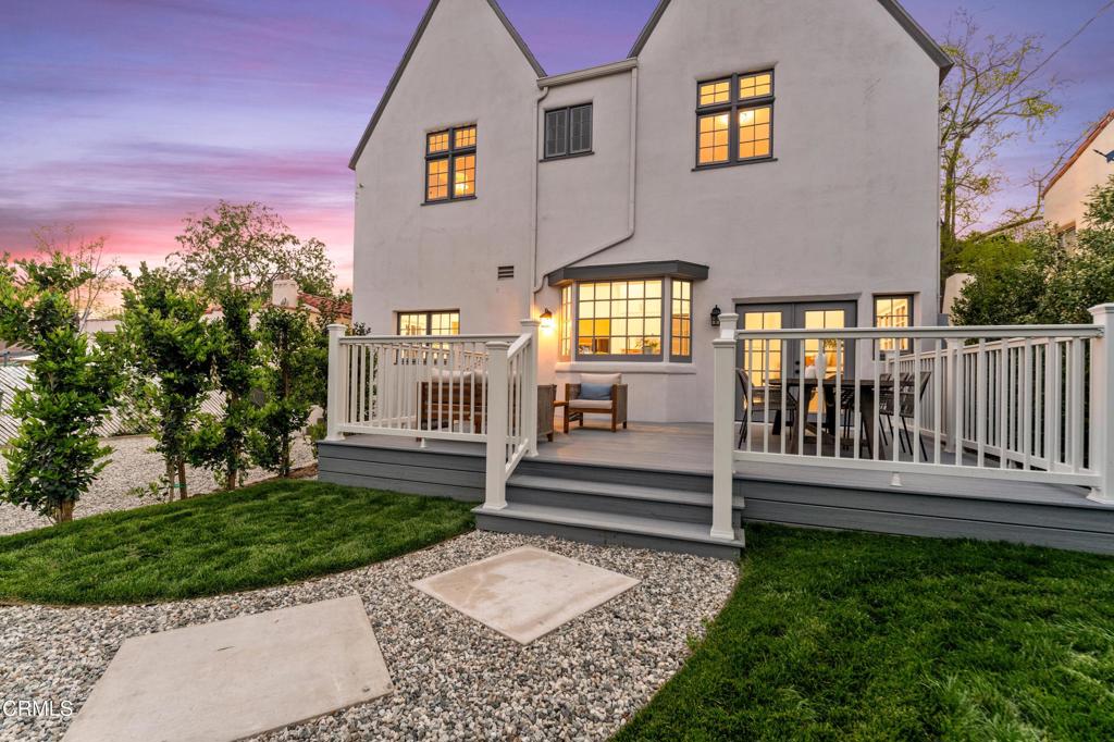 1300 N Holliston Avenue