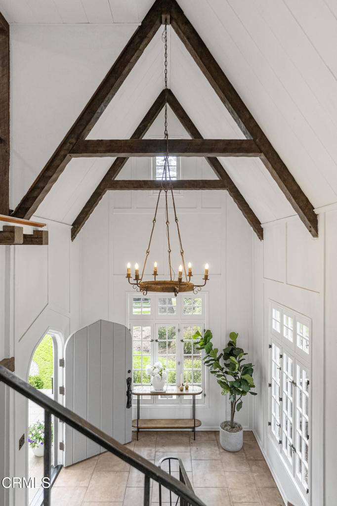 1300 N Holliston Avenue