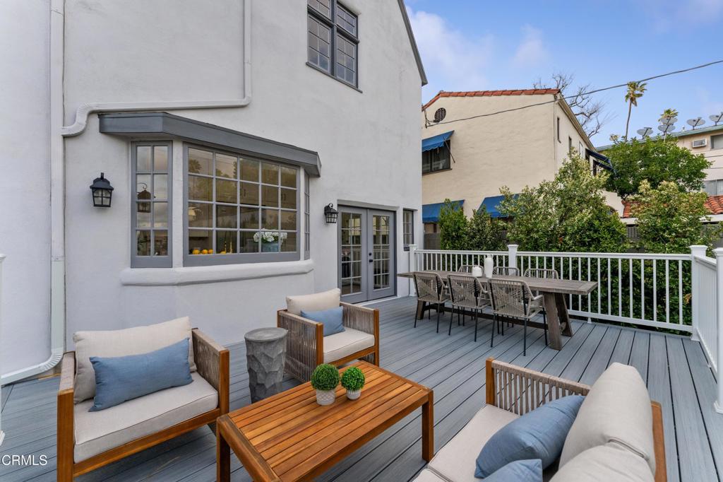 1300 N Holliston Avenue