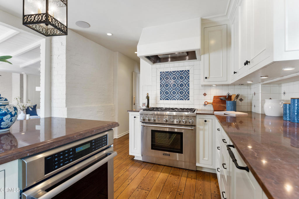 1400 Pasqualito Drive