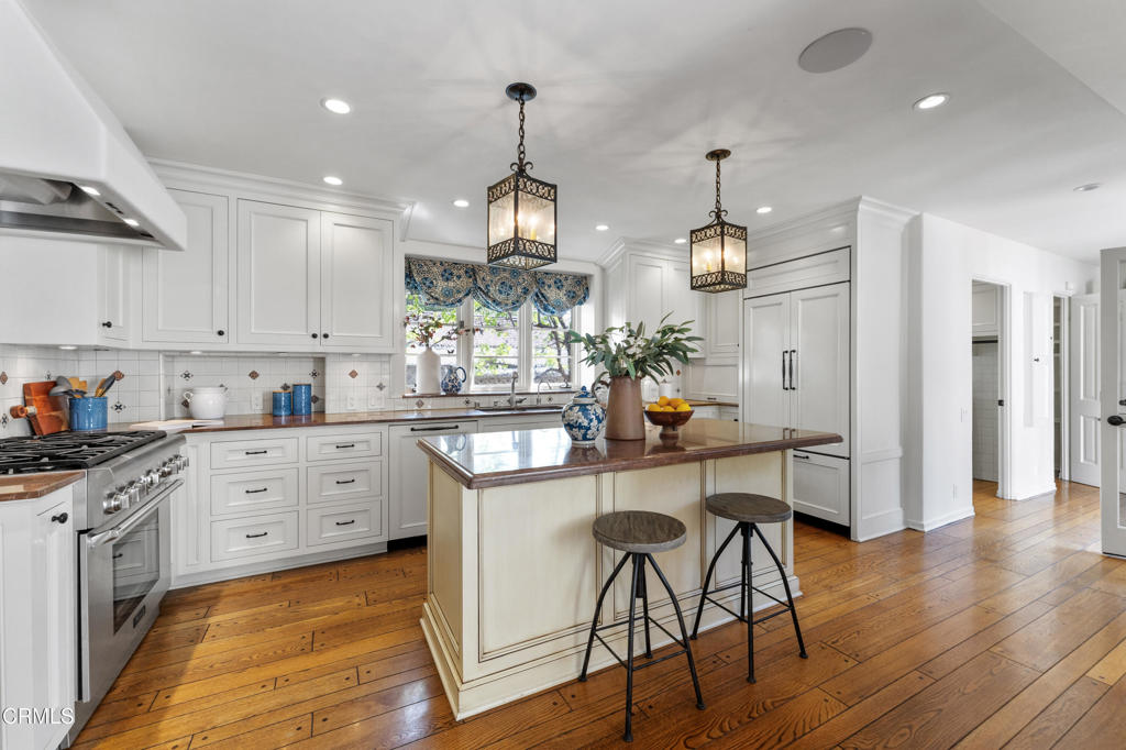 1400 Pasqualito Drive