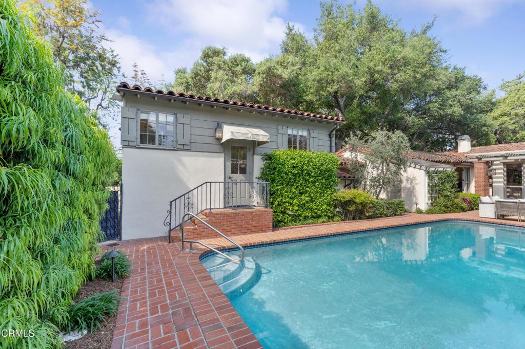 1400 Pasqualito Drive