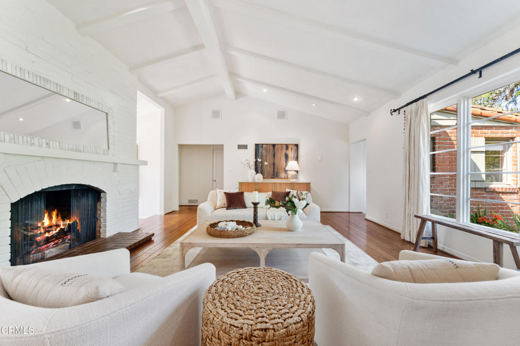 1400 Pasqualito Drive