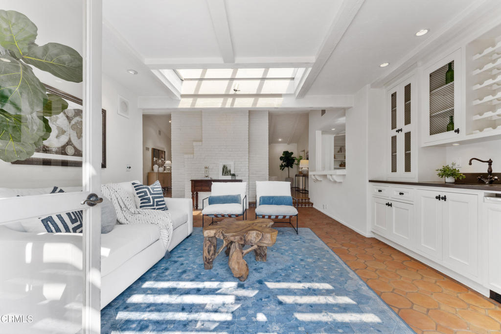 1400 Pasqualito Drive