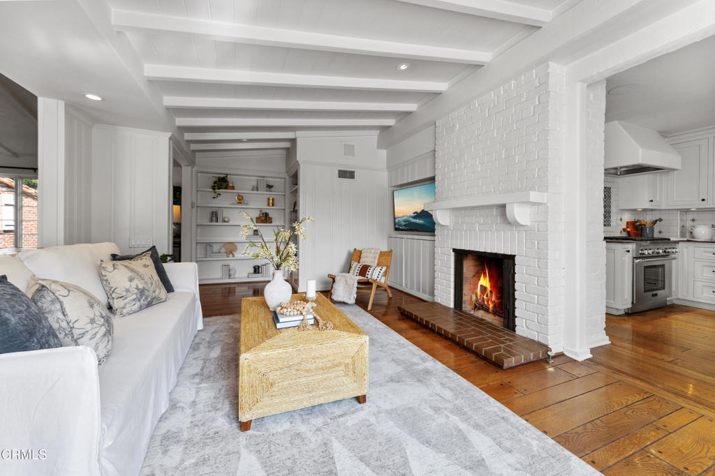 1400 Pasqualito Drive