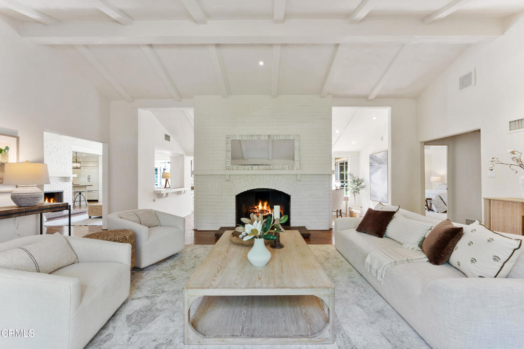 1400 Pasqualito Drive