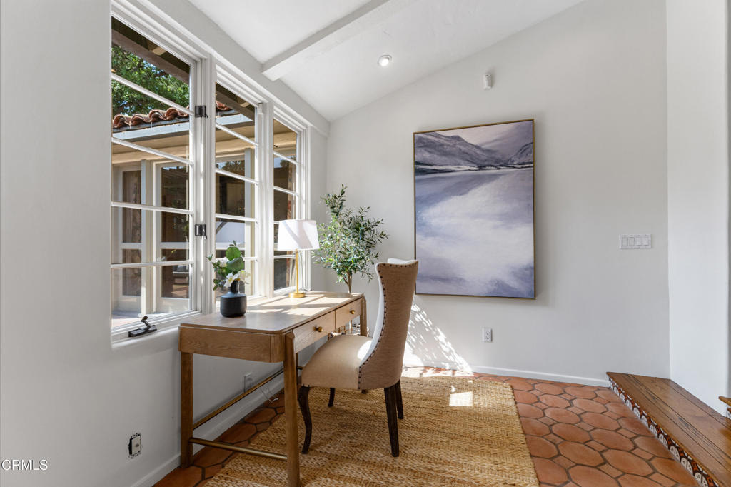 1400 Pasqualito Drive