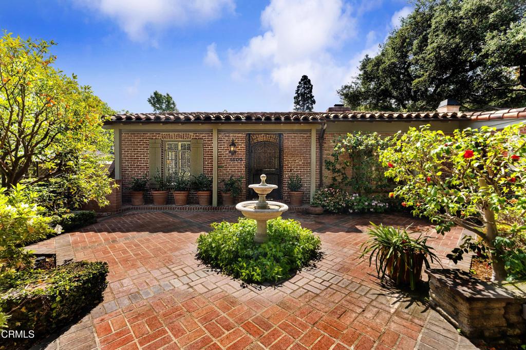 1400 Pasqualito Drive