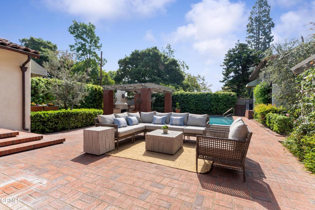 1400 Pasqualito Drive