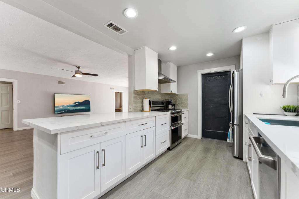 8534 Beverly Drive