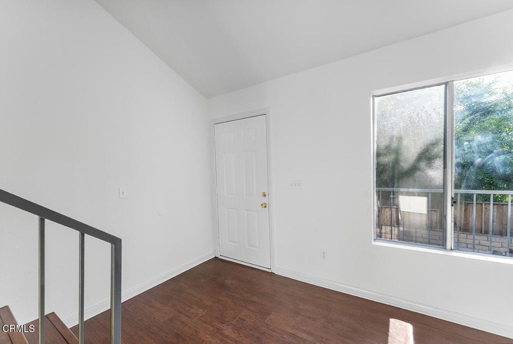 248 E Washington Boulevard 4